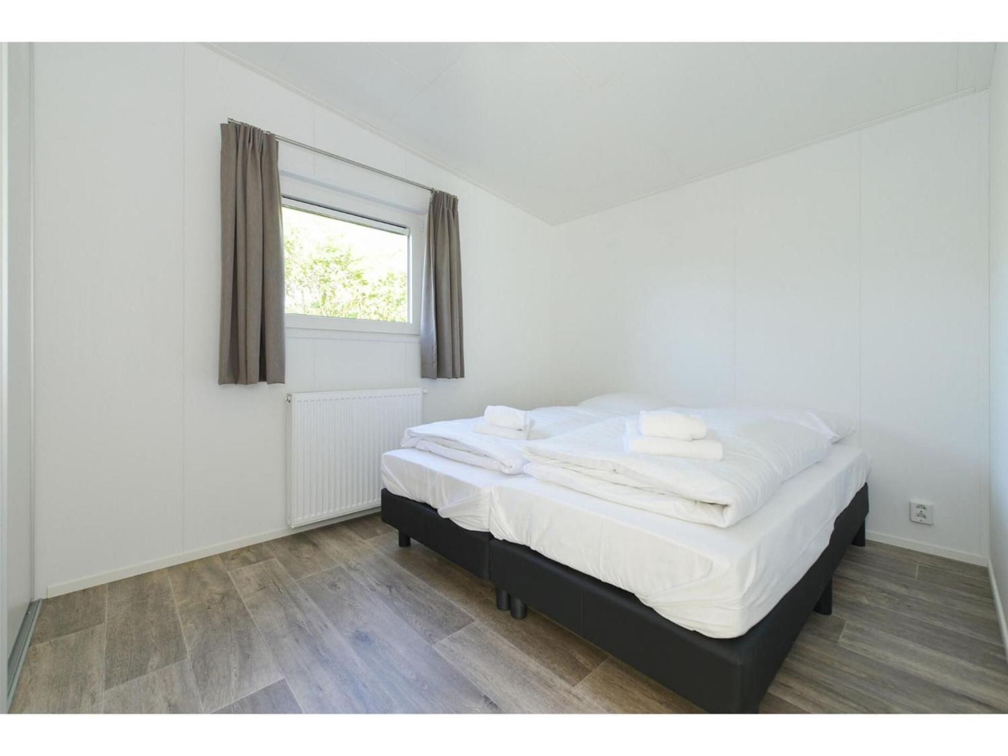 Brand New Chalets At 10 Minutes From The Oosterschelde Heinkenszand Kültér fotó
